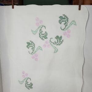 2 Vintage Embroidered Berries & Leaves White Table Runner